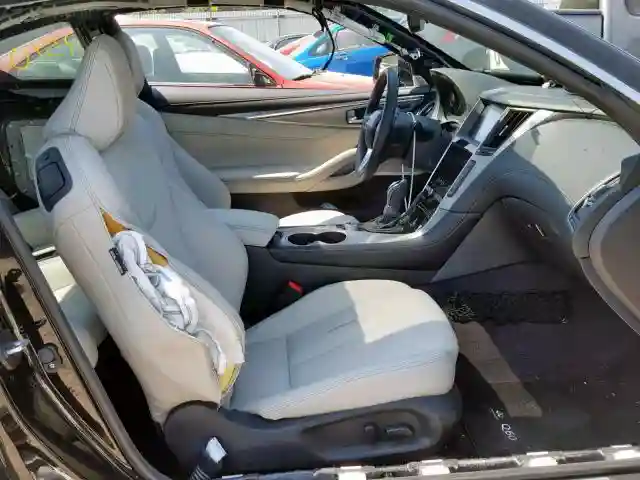 JN1EV7EK5JM341109 2018 INFINITI Q60 LUXE 300-4