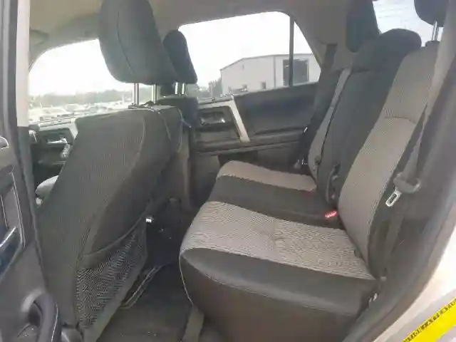 JTEBU5JR2K5653857 2019 TOYOTA 4RUNNER SR5-5