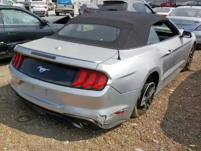 1FATP8UH3J5129447 2018 FORD MUSTANG-3