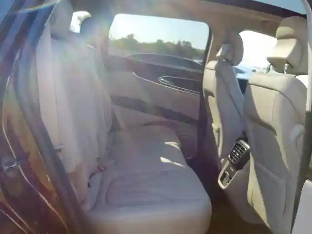 2LMPJ8LRXJBL30037 2018 LINCOLN MKX RESERVE-5