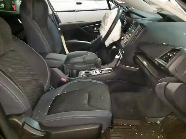 JF2SKAGC5KH543326 2019 SUBARU FORESTER PREMIUM-4