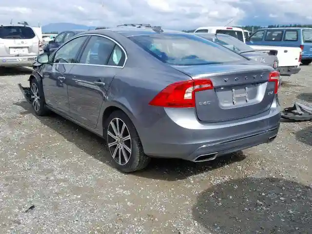 LYV402TM4HB134455 2017 VOLVO S60 PLATINUM-2