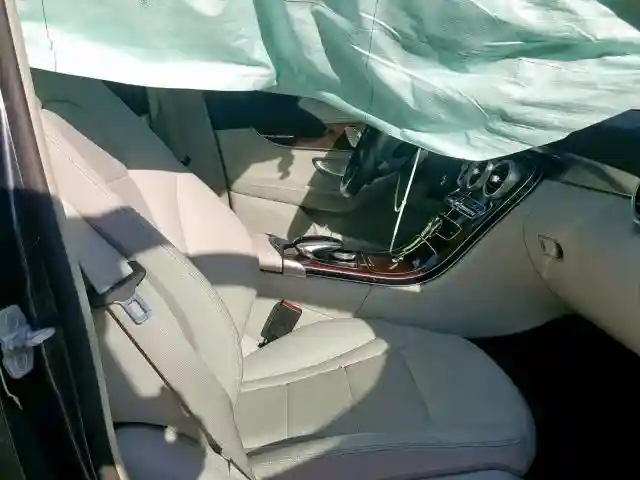 55SWF4KB5FU064462 2015 MERCEDES-BENZ C 300 4MATIC-4
