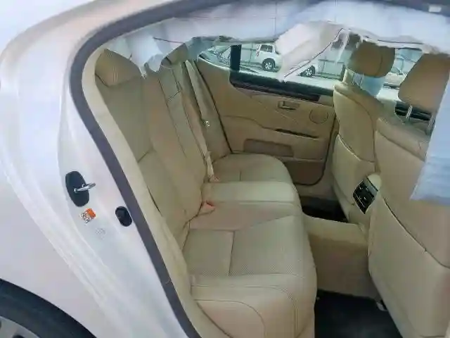 JTHBL5EF3H5146609 2017 LEXUS LS 460-5