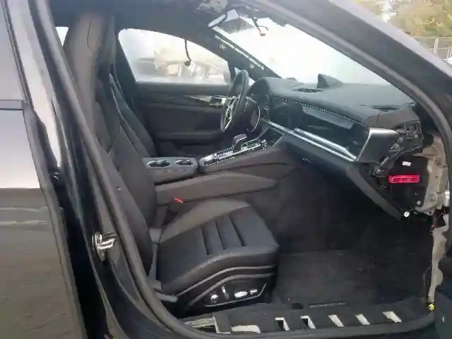 WP0AA2A72JL118186 2018 PORSCHE PANAMERA 4-4