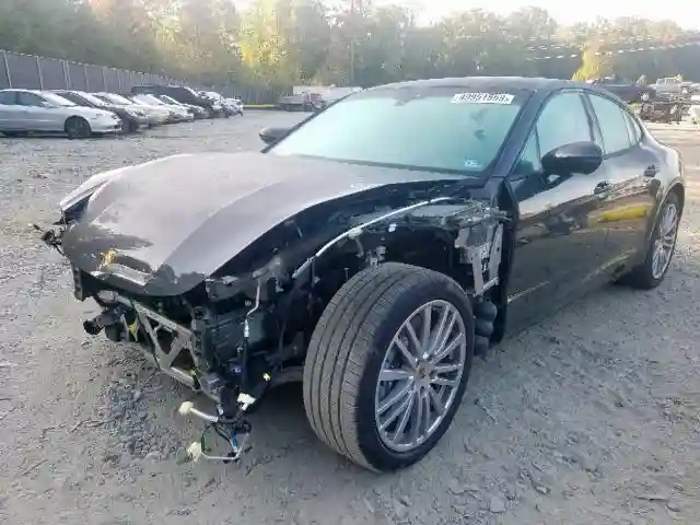 WP0AA2A72JL118186 2018 PORSCHE PANAMERA 4-1