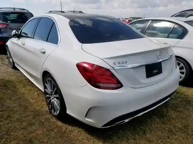 55SWF4JB3GU175918 2016 MERCEDES-BENZ C 300-2