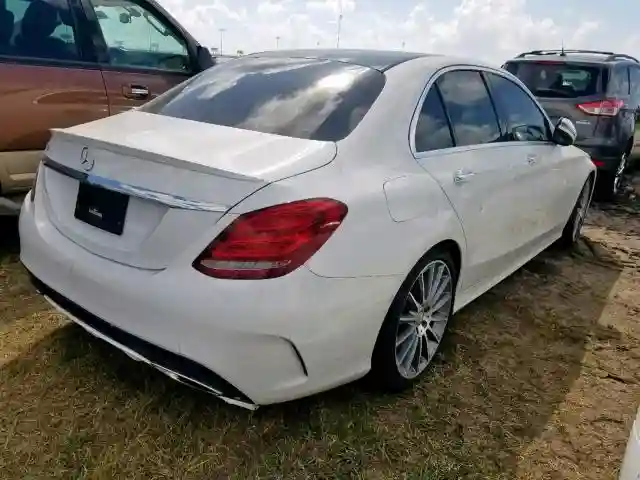 55SWF4JB3GU175918 2016 MERCEDES-BENZ C 300-3
