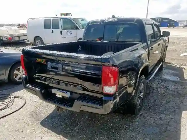 5TFCZ5AN7HX110556 2017 TOYOTA TACOMA DOUBLE CAB-3
