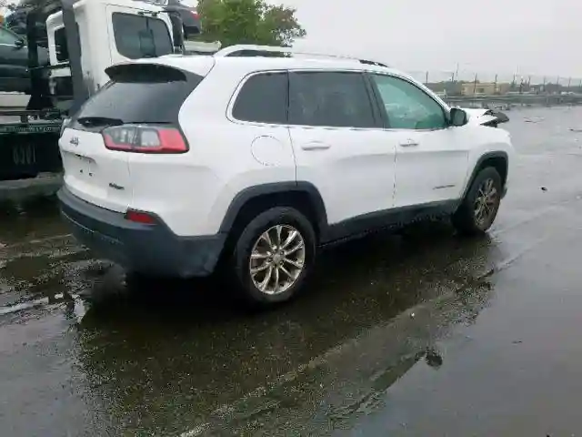 1C4PJMLB9KD268797 2019 JEEP CHEROKEE LATITUDE PLUS-3