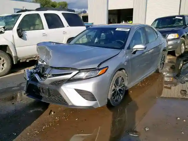 JTNB11HK9J3037111 2018 TOYOTA CAMRY L-1