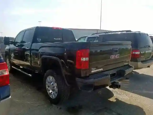 1GT12UEY3HF184847 2017 GMC SIERRA K2500 DENALI-2
