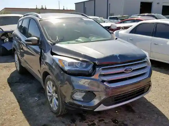 1FMCU9J93JUB87131 2018 FORD ESCAPE TITANIUM-0
