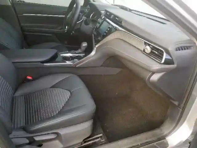 4T1B11HK1KU710114 2019 TOYOTA CAMRY L-4