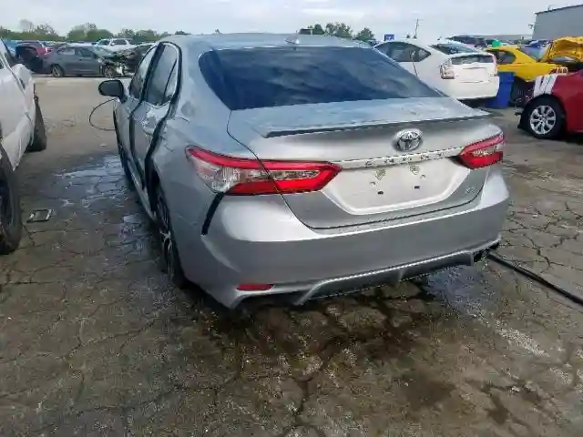 4T1B11HK1KU710114 2019 TOYOTA CAMRY L-2