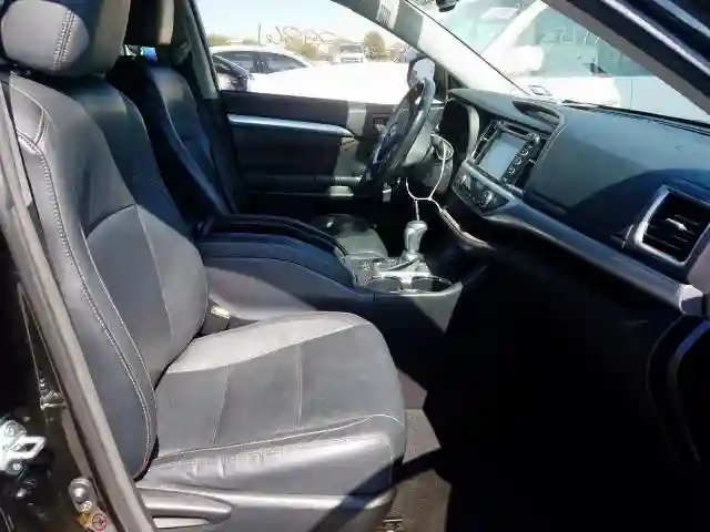 5TDKKRFHXFS077842 2015 TOYOTA HIGHLANDER XLE-4