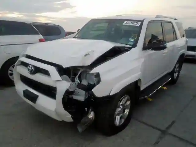 JTEZU5JRXJ5178679 2018 TOYOTA 4RUNNER SR5-1