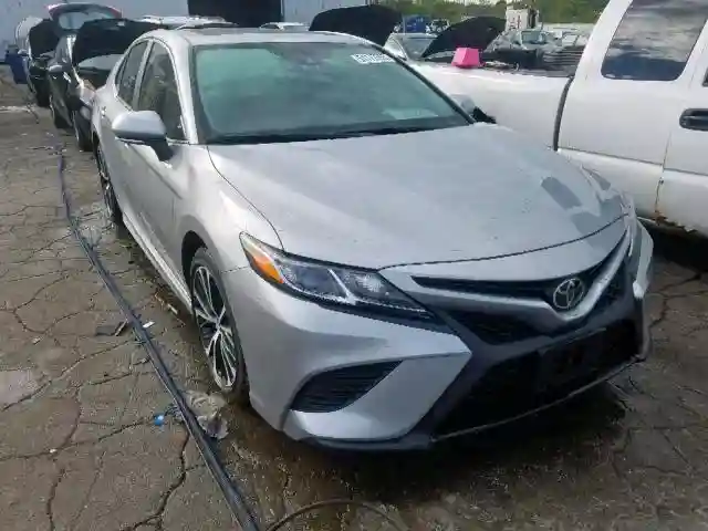 4T1B11HK1KU710114 2019 TOYOTA CAMRY L-0
