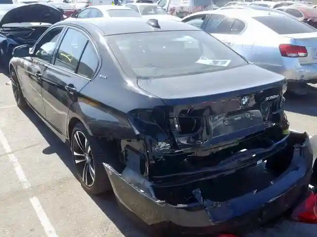WBA8E1C55JA762816 2018 BMW 330E-2