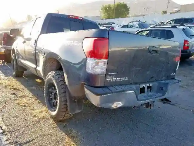5TFUY5F10BX206243 2011 TOYOTA TUNDRA DOUBLE CAB SR5-2