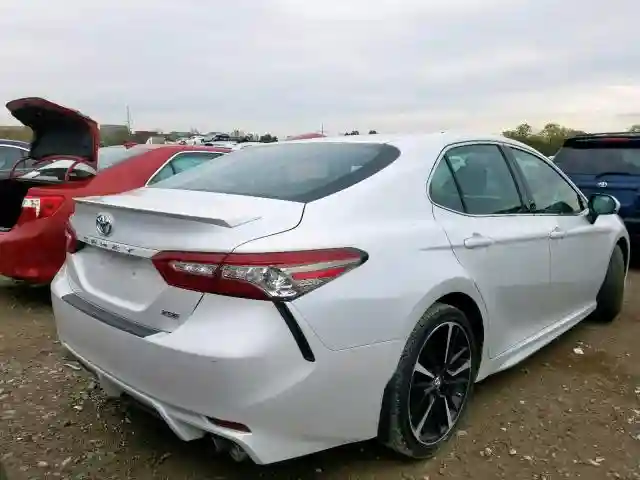 4T1B61HK7JU086027 2018 TOYOTA CAMRY XSE-3