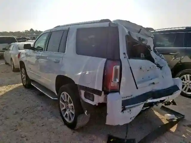 1GKS2CKJ2JR240310 2018 GMC YUKON DENALI-2