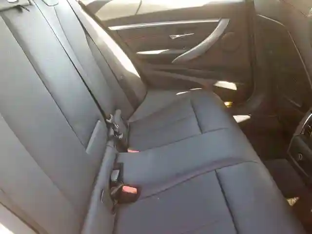 WBA8E1C55JA762816 2018 BMW 330E-5
