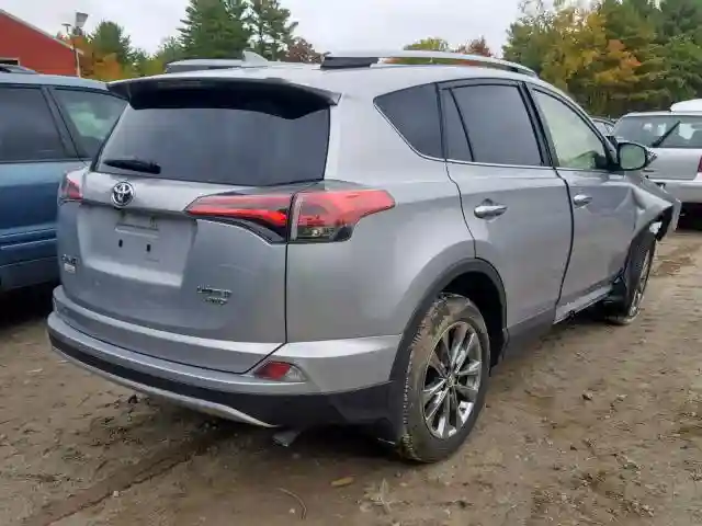JTMDFREV7JJ216030 2018 TOYOTA RAV4 LIMITED-3