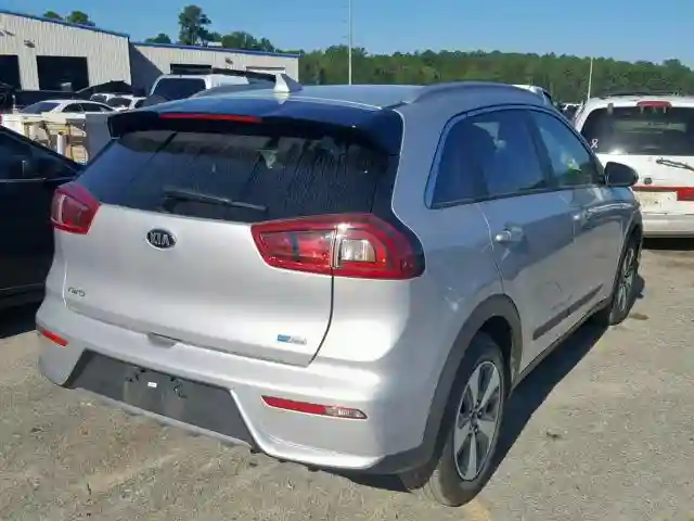 KNDCB3LC8K5293487 2019 KIA NIRO FE-3