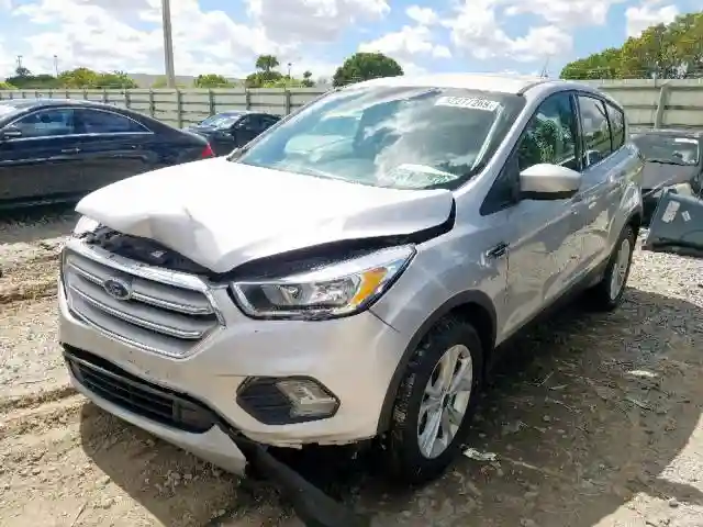 1FMCU0GD9KUA30048 2019 FORD ESCAPE SE-1