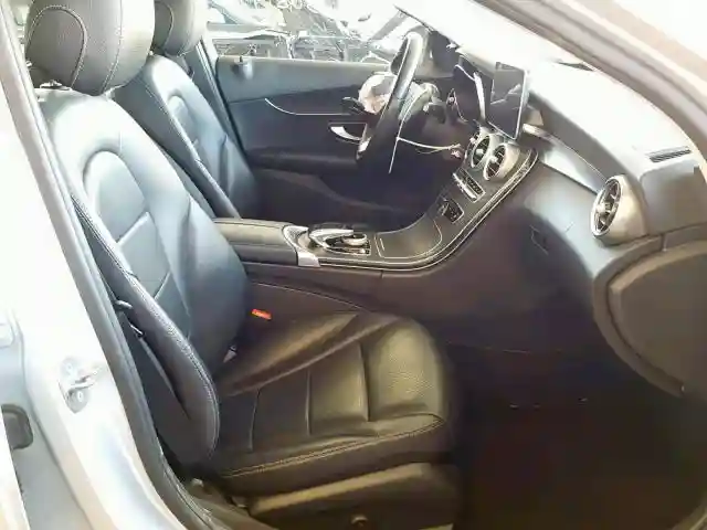 55SWF4JB6GU172480 2016 MERCEDES-BENZ C 300-4