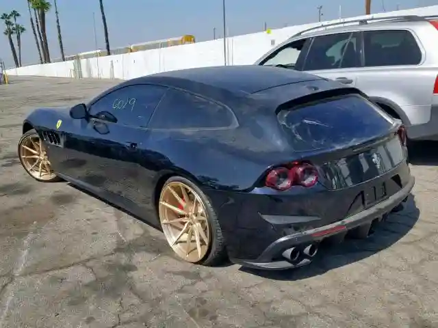 ZFF82WNAXJ0232304 2018 FERRARI GTC4 LUSSO-2