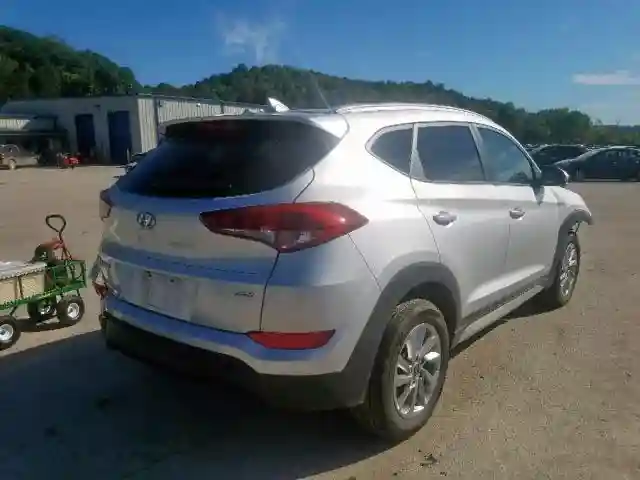 KM8J3CA48JU831590 2018 HYUNDAI TUCSON SEL-3