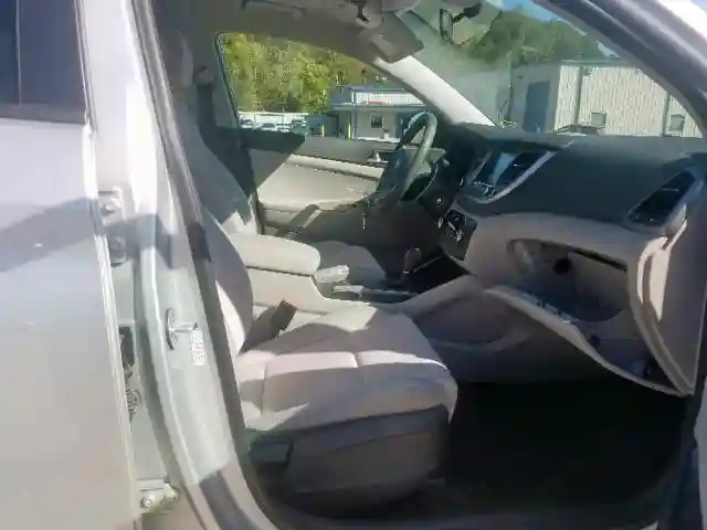 KM8J3CA48JU831590 2018 HYUNDAI TUCSON SEL-4