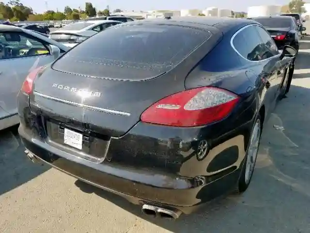 WP0AB2A73AL062885 2010 PORSCHE PANAMERA S-3