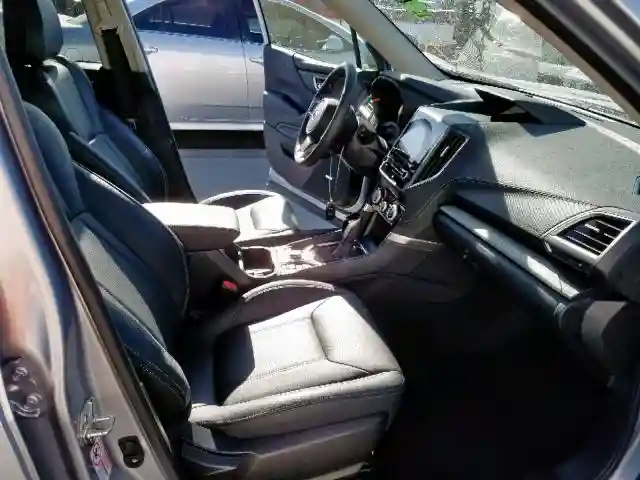 JF2SKAUC0KH524896 2019 SUBARU FORESTER LIMITED-4