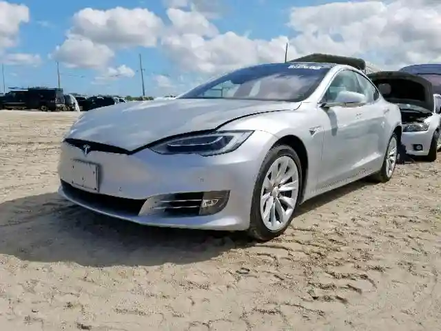 5YJSA1E19GF149547 2016 TESLA MODEL S-1
