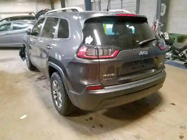 1C4PJMLB9KD474833 2019 JEEP CHEROKEE LATITUDE PLUS-2
