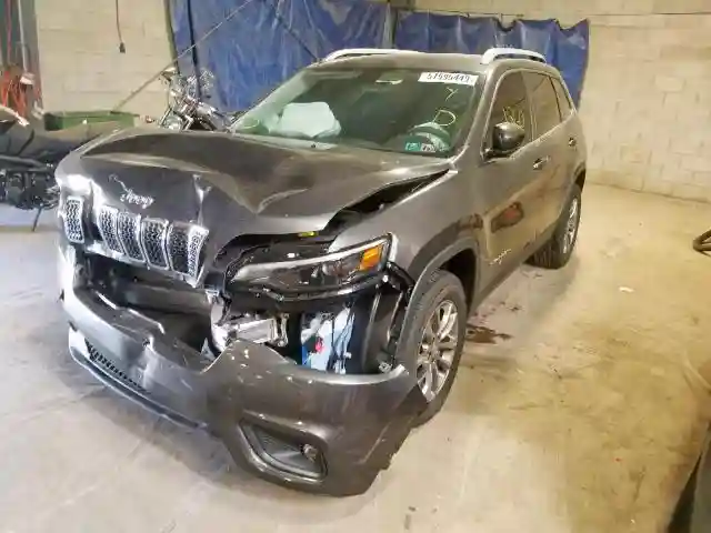 1C4PJMLB9KD474833 2019 JEEP CHEROKEE LATITUDE PLUS-1