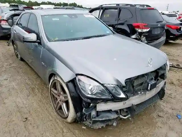 WDDHF7HB6BA363177 2011 MERCEDES-BENZ E 63 AMG-0