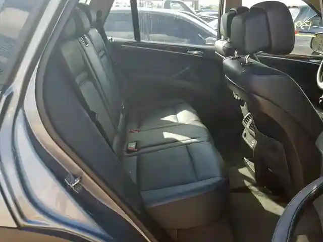5UXZW0C53BL661793 2011 BMW X5 XDRIVE35D-5