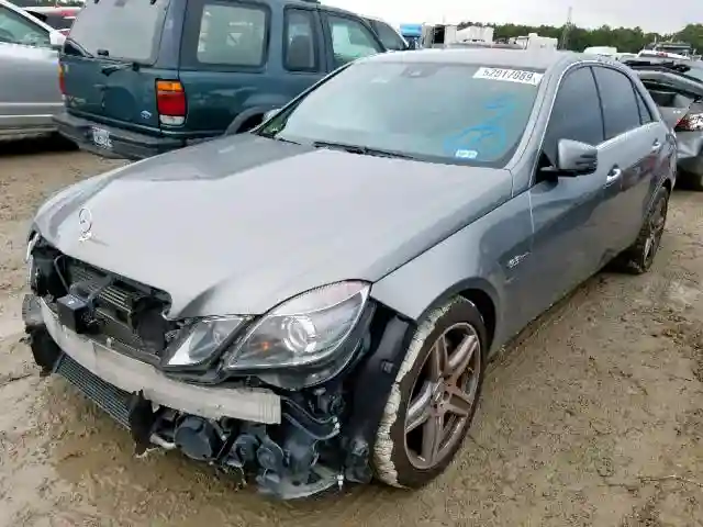 WDDHF7HB6BA363177 2011 MERCEDES-BENZ E 63 AMG-1