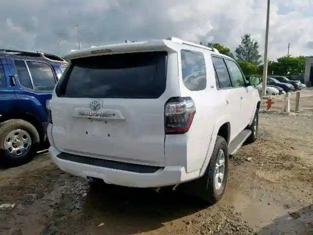 JTEBU5JR3J5536092 2018 TOYOTA 4RUNNER SR5/SR5 PREMIUM-3