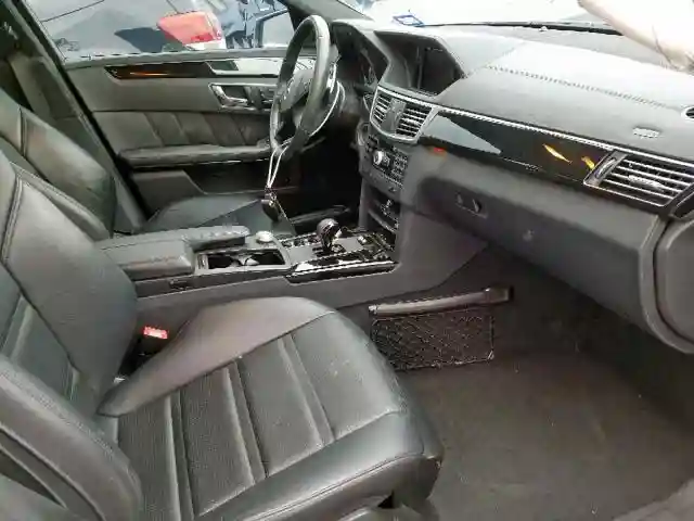 WDDHF7HB6BA363177 2011 MERCEDES-BENZ E 63 AMG-4
