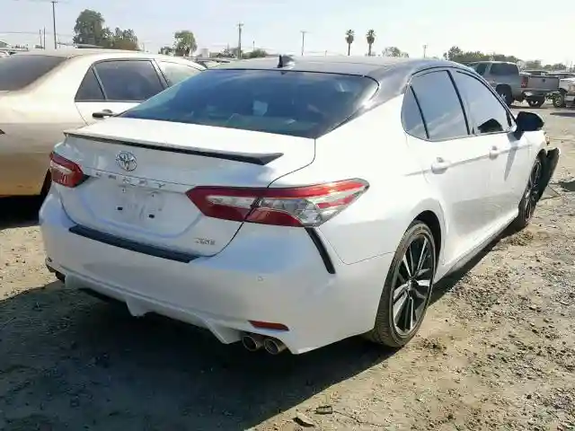 4T1B61HK3JU141721 2018 TOYOTA CAMRY XSE-3