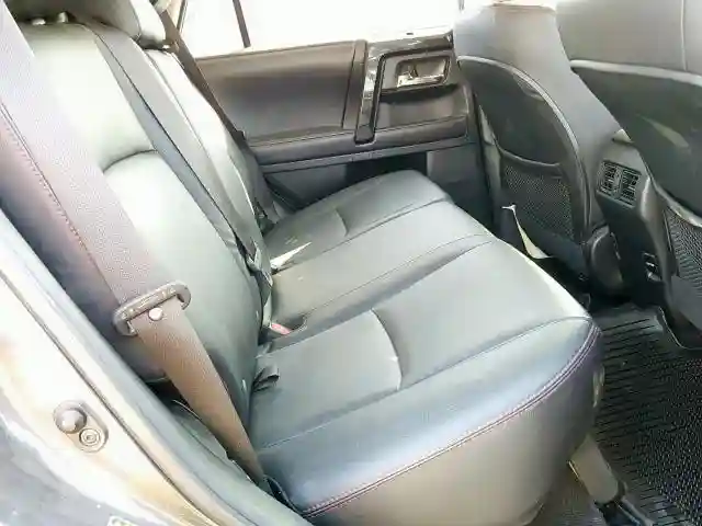 JTEBU5JR5H5454679 2017 TOYOTA 4RUNNER SR5/SR5 PREMIUM-5