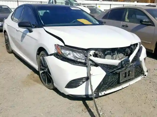 4T1B61HK3JU141721 2018 TOYOTA CAMRY XSE-0