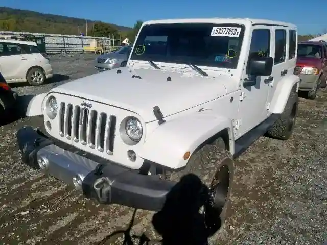 1C4BJWEG0HL582397 2017 JEEP WRANGLER UNLIMITED SAHARA-1
