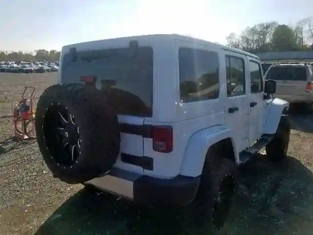 1C4BJWEG0HL582397 2017 JEEP WRANGLER UNLIMITED SAHARA-3