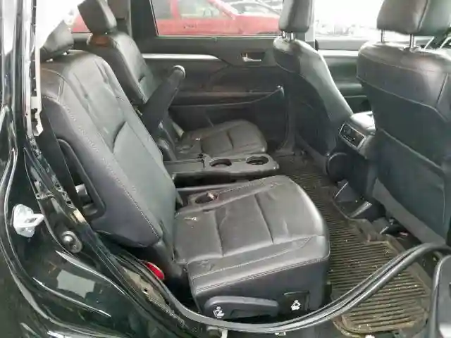 5TDJZRFH6JS835840 2018 TOYOTA HIGHLANDER SE-5